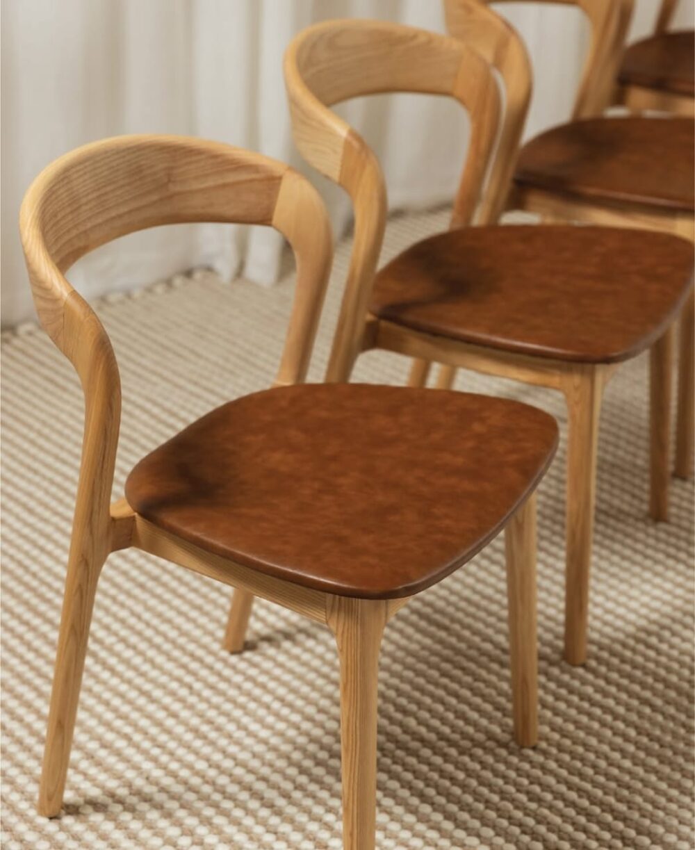 Perriy Solid TeakWood & Boucle Dining Chair